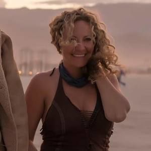 Meet your Posher, Joyce